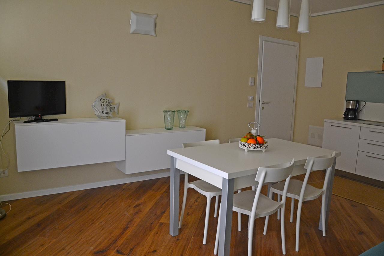 Residenza Diana Lägenhet Toscolano Maderno Exteriör bild